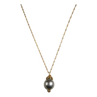 18K Gold Chain Necklace with Tahitian Pearl and Diamond Pendant For Sale