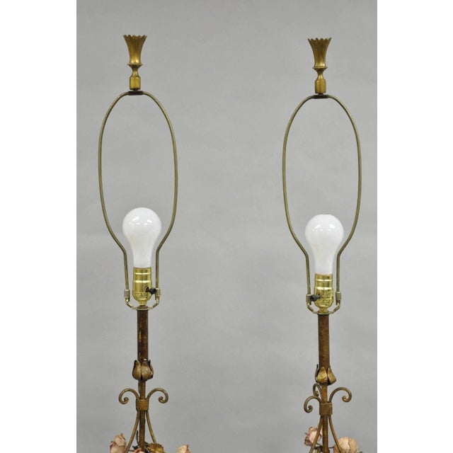 Early 20th Century Early 20th Century Italian Hollywood Regency Gold Gilt Iron Metal Pink Rose Tall Table Lamps Pair For Sale - Image 5 of 12