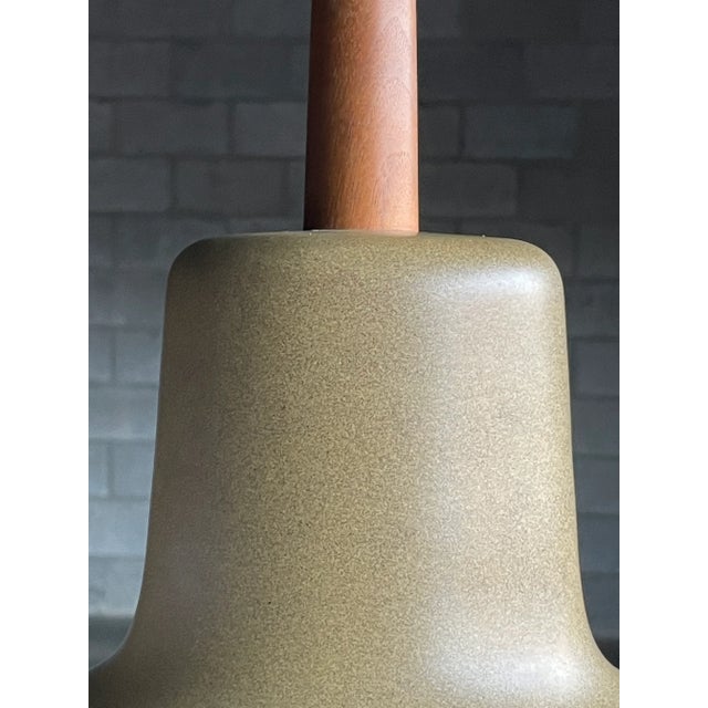 1970s Jane and Gordon Martz Large Ceramic Table Lamp For Sale In Philadelphia - Image 6 of 11