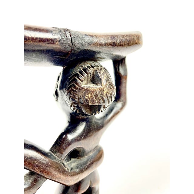 Early 20th Century African Luba Headrest With Carved Twins For Sale - Image 5 of 7