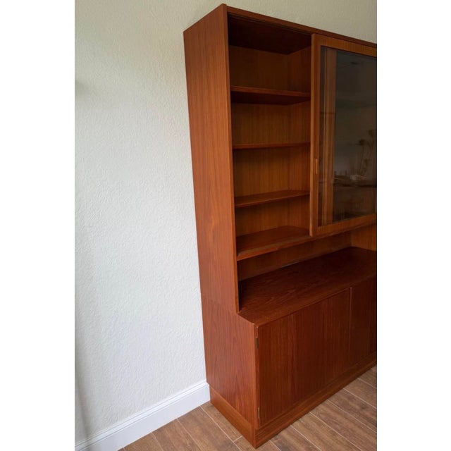 1970s Mid Century Danish Teak Hutch by Poul Hundevad For Sale In Miami - Image 6 of 11