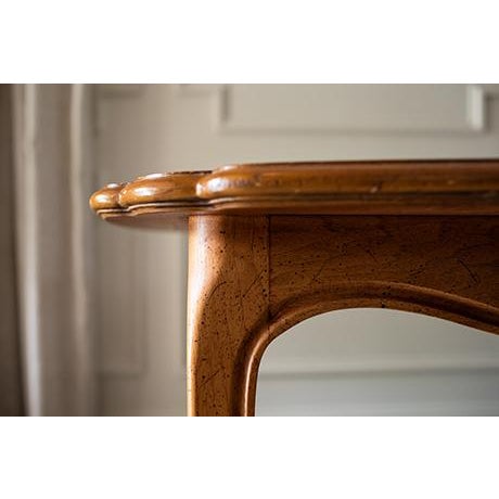 Vintage French Provincial Henredon Dining Table With Leaf For Sale - Image 12 of 17