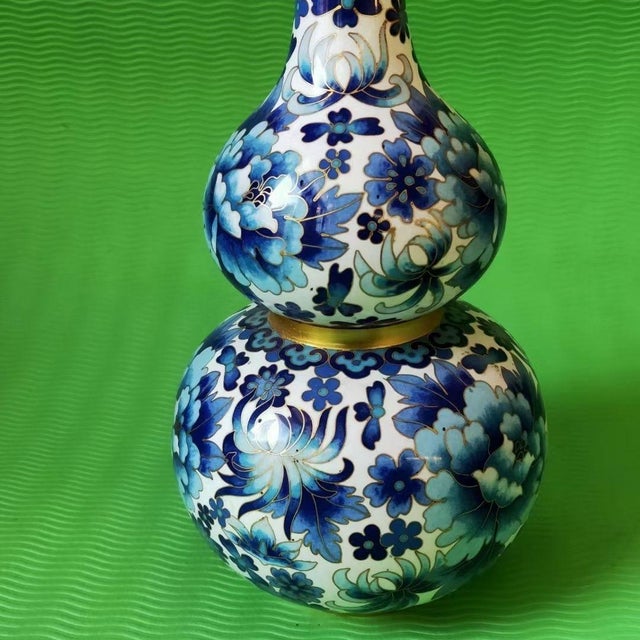 Metal Vintage Cloisonné Enamel Double-Gourd Vase – Blue & White Floral Motif For Sale - Image 7 of 9