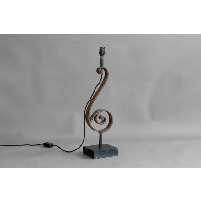 Antique Quaver Table Lamp, 1900 For Sale - Image 4 of 9