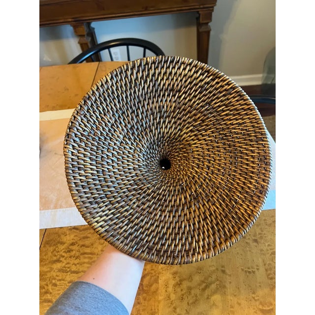 1960s Vintage Woven Rattan Split Reed Basket With Lid, Large Lombok Style Decorative Basket For Sale - Image 10 of 10