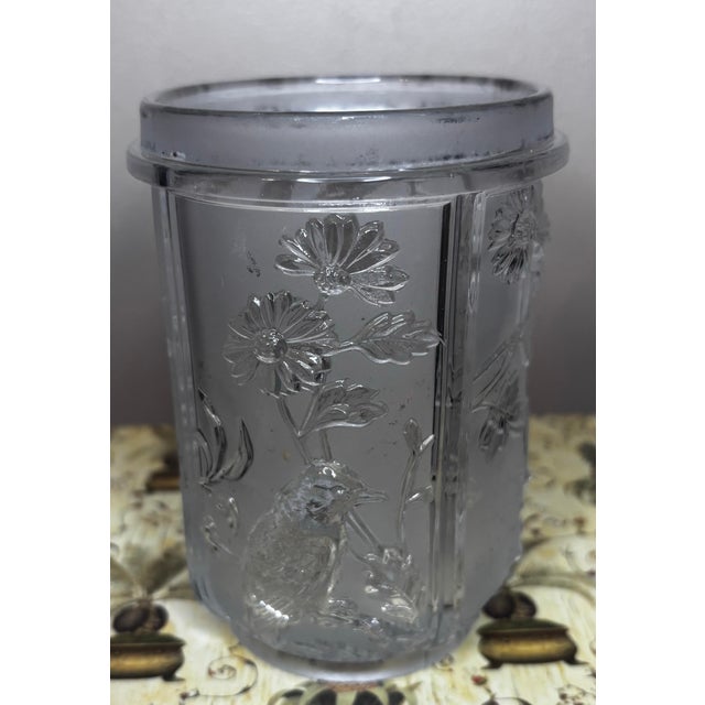 Late 19th Century Victorian Silver-Plated Pickle Castor with Etched Glass Insert A beautiful and highly decorative late...