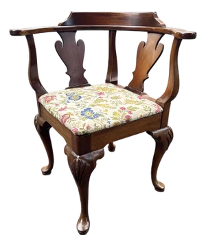 Queen Anne Mahogany Corner Chair Circa 18th Century