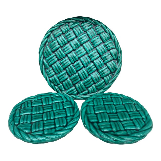 1950s Green Majolica Trivet & Wine Coasters Vallauris - Set of 3 For Sale