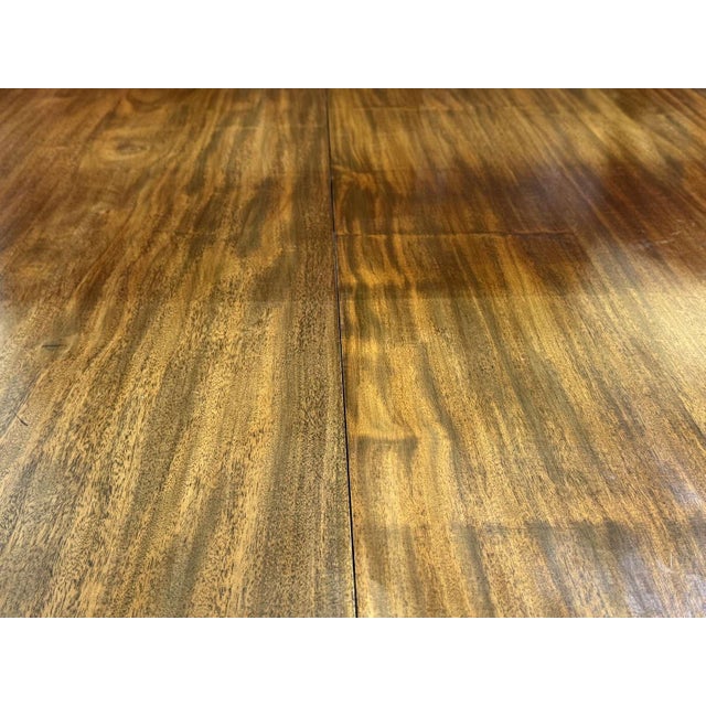Victorian Style Oval Mahogany Table with One Extension For Sale - Image 13 of 18