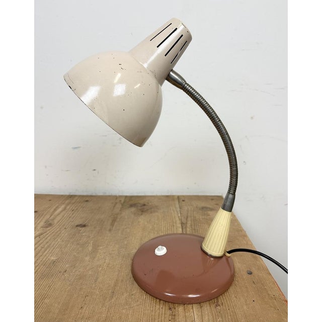 Vintage Industrial Gooseneck Table Lamp, 1960s For Sale - Image 4 of 17