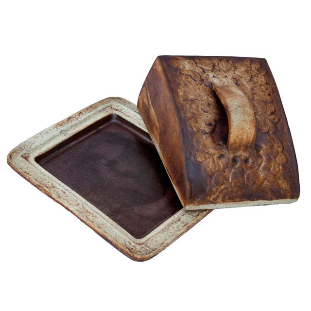 Mid 20th Century Mid 20th Century Ceramic Cheese Keeper For Sale - Image 5 of 6