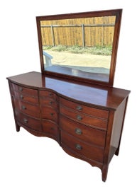 Example of Dixie Dressers and Chests of Drawers