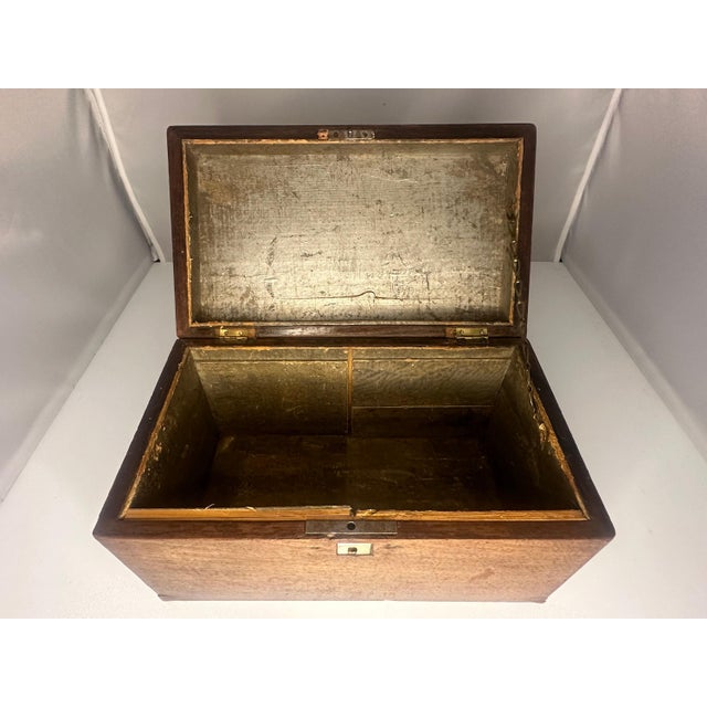 19th Century Antique Walnut Cigar Box, Mother of Pearl Inlay - Victorian Tabac & Cigares For Sale - Image 5 of 10