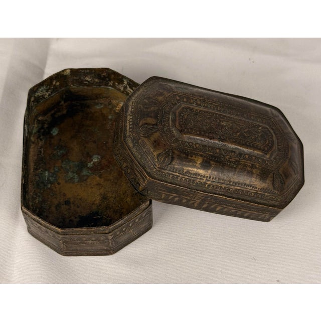 Metal Antique 19th/Early 20th Century Indian Bronze Betel Nut Paan Box, Incised Decoration For Sale - Image 7 of 8