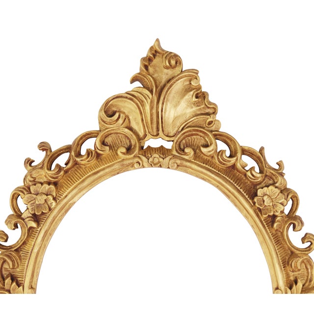 A Vintage Rococo-Style Gold Oval Wall Mirror For Sale In New York - Image 6 of 11