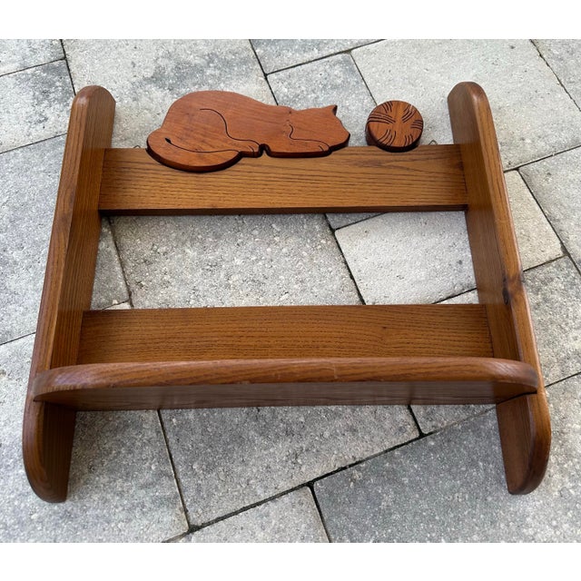 Figurative Vintage Late 20th Century Solid Oak Cat Wall Shelf For Sale - Image 3 of 9