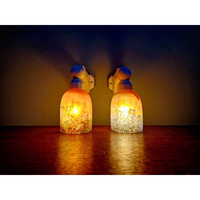 Art Deco Wall Sconces in Porcelain and Multicoloured Satin Glass, 1930s, Set of 2 For Sale - Image 3 of 18