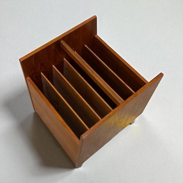 Rosewood Magazine Rack by Rolf Hesland for Bruksbo, 1960s For Sale - Image 6 of 6