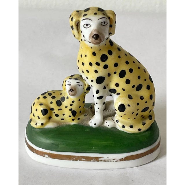 Figurative 18th Century Chelsea Porcelain Dalmatian Dogs With Gold Anchor Mark For Sale - Image 3 of 8