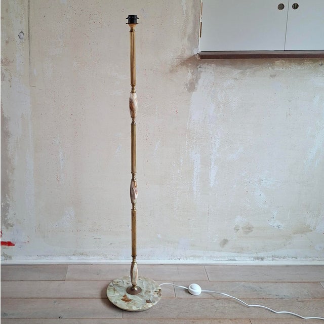 Mid-Century Modern Vintage Brass and Onyx Floor Lamp, 1960s For Sale - Image 3 of 8
