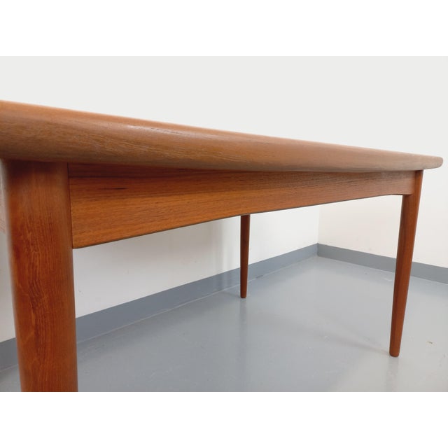 Vintage Scandinavian Rectangular Teak Dining Table with Extensions from Dyrlund, 1960s For Sale - Image 3 of 18