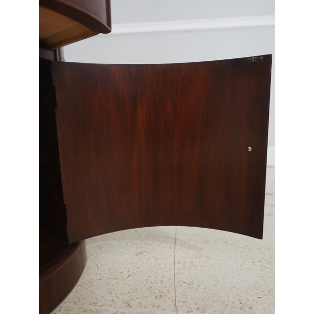 Henkel Harris Flame Mahogany Round Drum Side Table For Sale In Philadelphia - Image 6 of 18