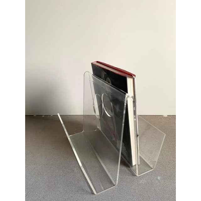 Vintage transparent acrylic glass magazine rack from the 1970s. Condition: good vintage condition, some signs of use -...