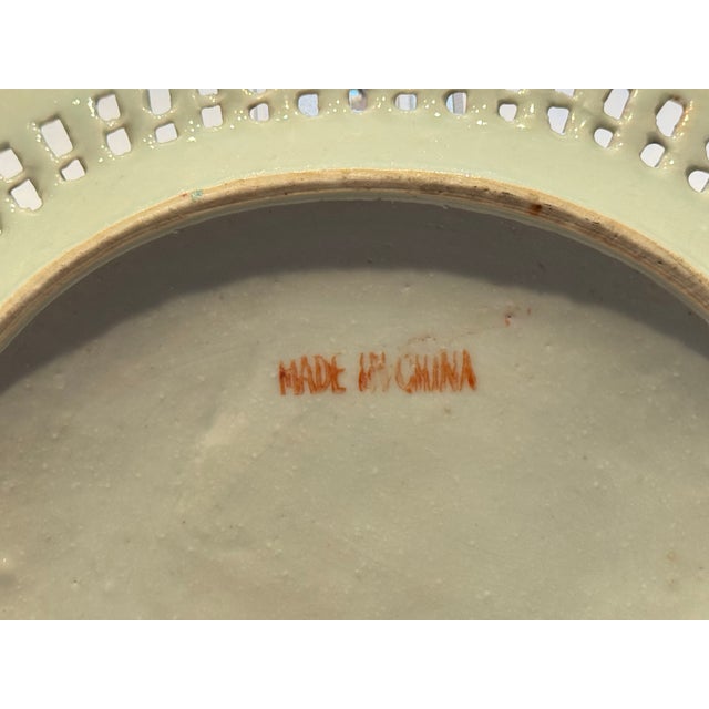 1920s Chinese Export Rose Madallion Reticulated Serving Dish For Sale - Image 11 of 11