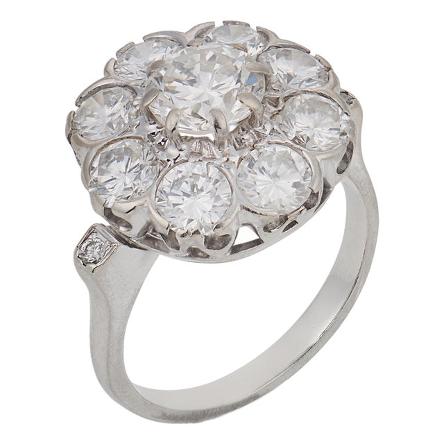 Vintage 3.00 Carat Round Brilliant Cut Diamond 18k White Gold Cluster Ring, Size 6 For Sale