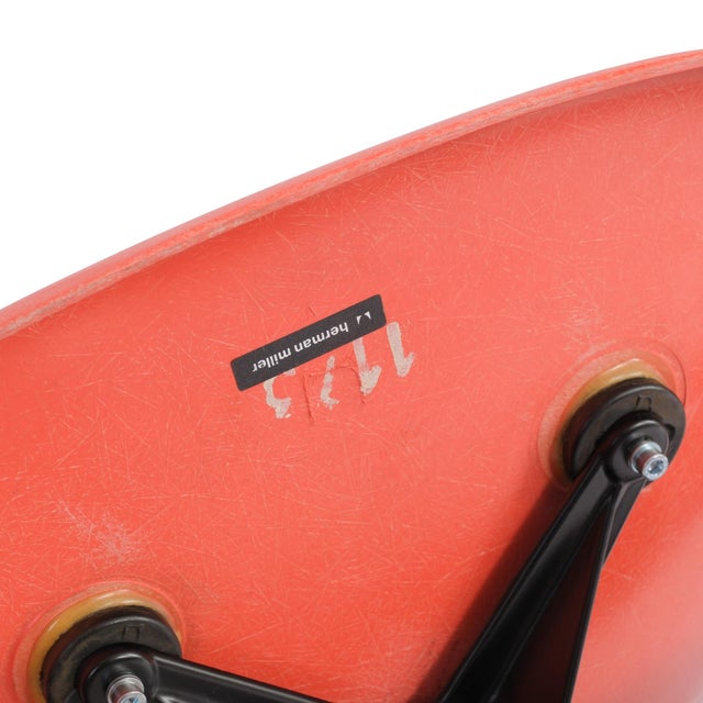 Metal Vintage Tandem Seating Group by Charles and Ray Eames, 1970s For Sale - Image 7 of 11