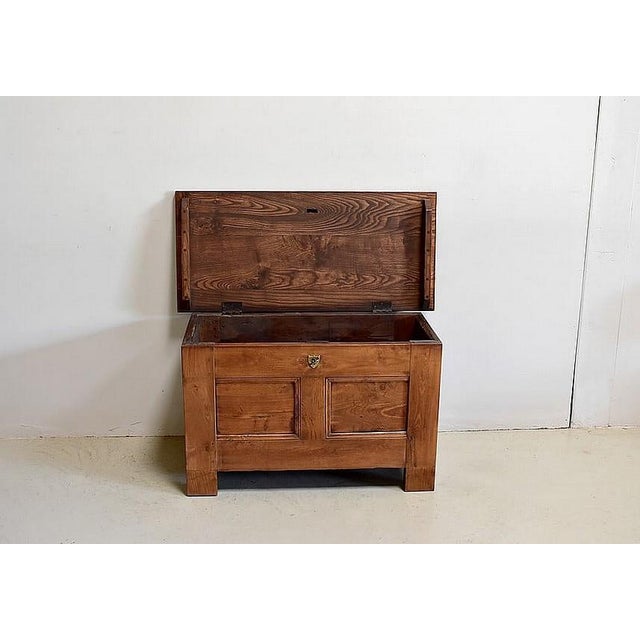 Small 19th Century Ash Chest For Sale - Image 10 of 14