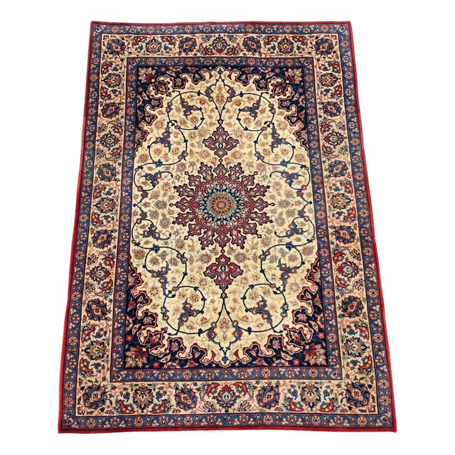 Vintage Isfahan Rug, 1940s For Sale
