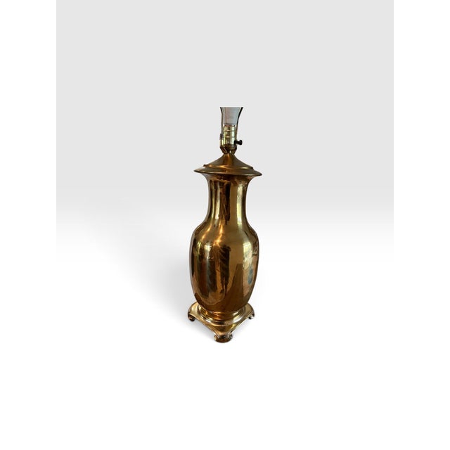 Vintage Hollywood Regency Polished Brass Urn Table Lamp With Scroll Feet, 35” For Sale In West Palm - Image 6 of 7