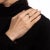 Gucci Gucci Rolling Ring Sz 6.5 Estate 18k White Gold Ridged Interlocking Bands For Sale - Image 4 of 4