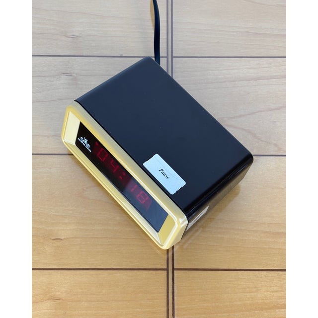 Vintage Digital Clock from Meister Anker / Quelle, 1975 For Sale - Image 10 of 12