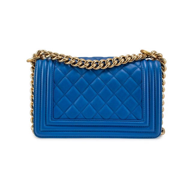 Early 21st Century Chanel Small Boy Flap Blue Quilted Lambskin Gold Hardware Shoulder Bag For Sale - Image 5 of 12