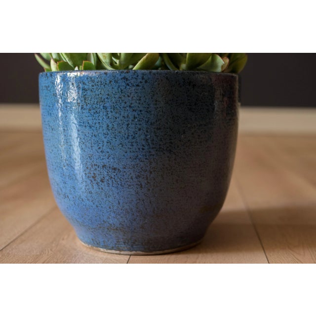 Gainey Pottery Vintage California Blue Glaze Planter Pot With Saucer by Gainey Ceramics For Sale - Image 4 of 12