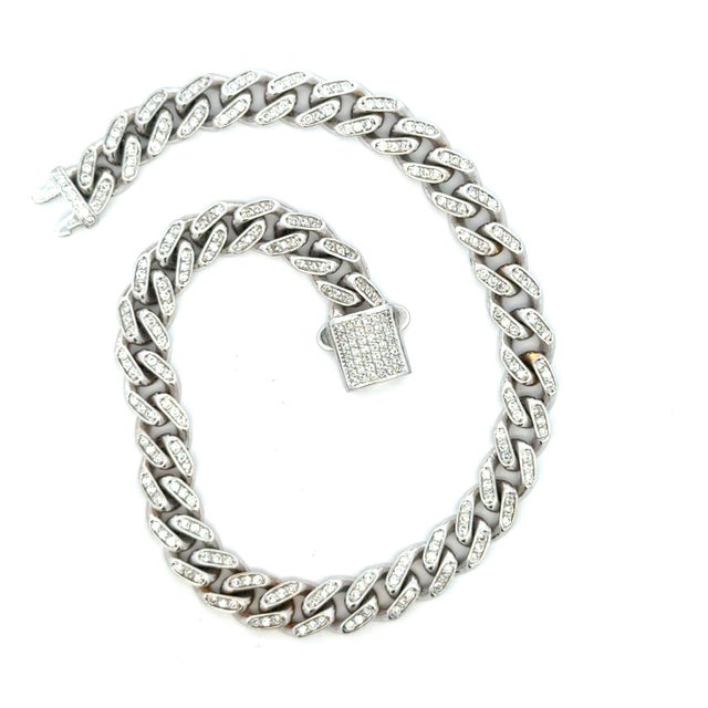 Metal 14k White Gold 6.5 Carat Diamond Pavé Link Bracelet For Sale - Image 7 of 11