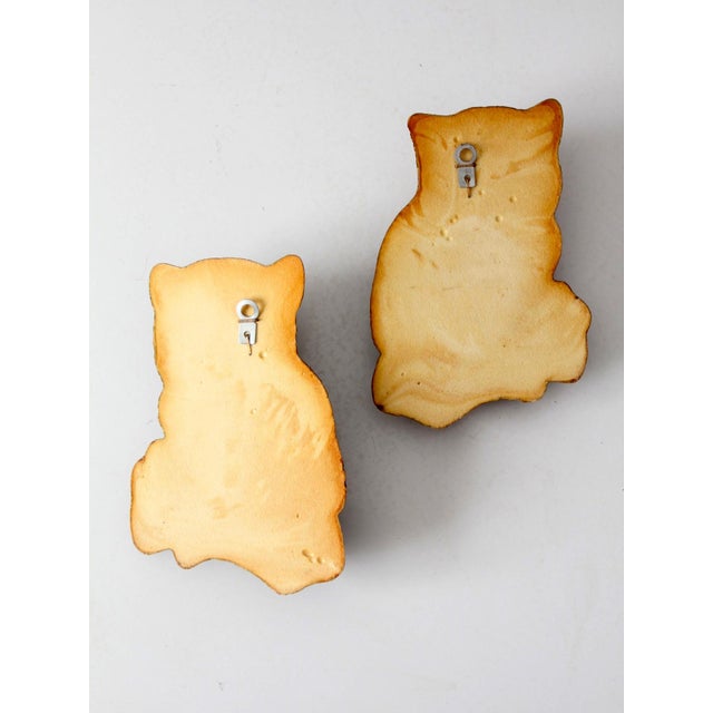 Plastic Vintage 1970s Woodland Owl Wall Plaques Pair For Sale - Image 7 of 10