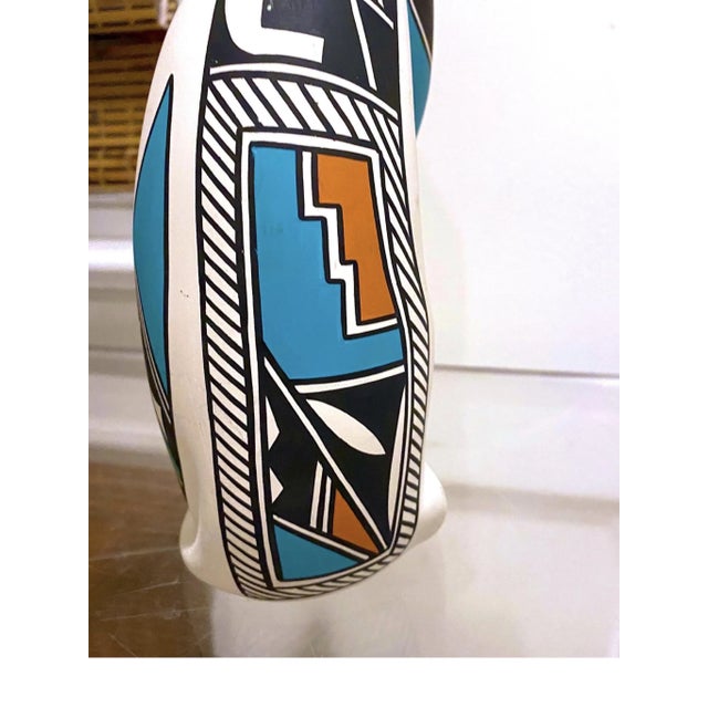 1980s Vintage Native American Style Pottery Cat. For Sale - Image 5 of 8