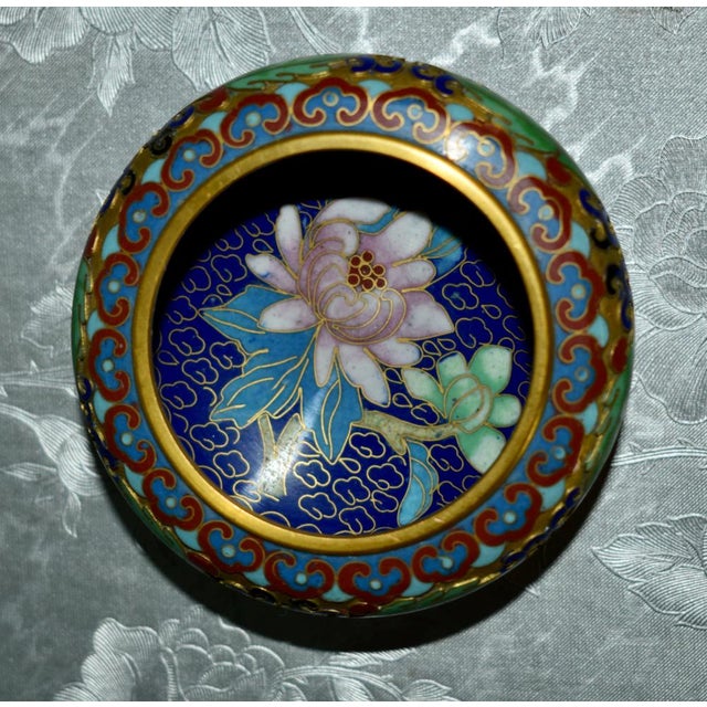 Vintage (1980's) Small Cloisonne Bowl is Chinese. Made of Brass & Enamel. The Measurements: 3.5" Dia. x 1.5"H. Flat Rate...