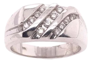 14 Karat White Gold Contemporary Three-Row Diamond Ring Band