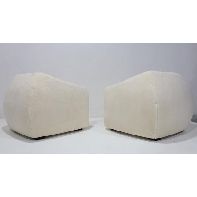 Pair of Jean Royere Style Polar Lounge Chairs in Holly Hunt Great Plains For Sale In Dallas - Image 6 of 12