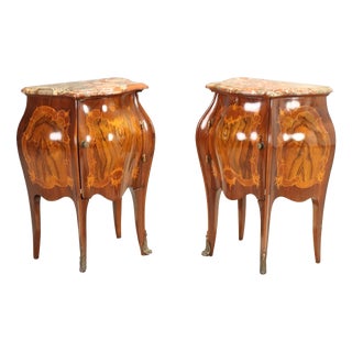 Nightstands in Walnut and Mahogany in the style of Lombard Barocchetto, Set of 2 For Sale