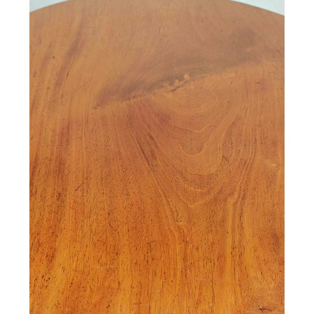Antique Victorian English Round Tripod Side Table in Mahogany, 1890 For Sale - Image 4 of 8