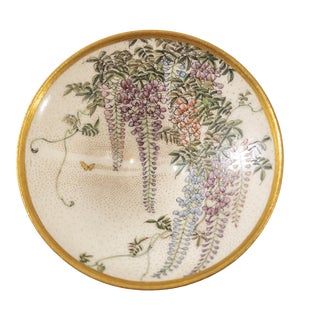 20th Century Japanese Satsuma Small Bowl With Wisteria Decoration For Sale