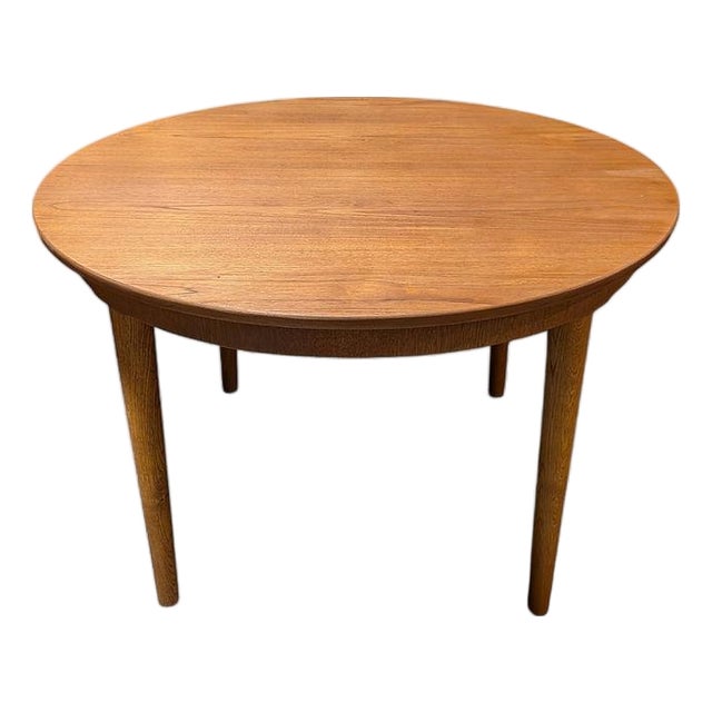 1950s Round Teak Table Without Leaves - 012602 For Sale