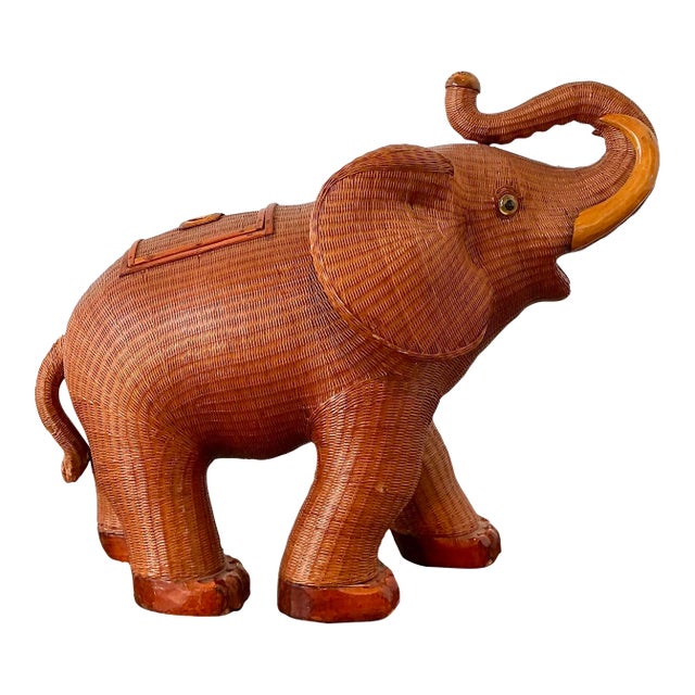 Vintage Shanghai Weave Elephant Basket For Sale