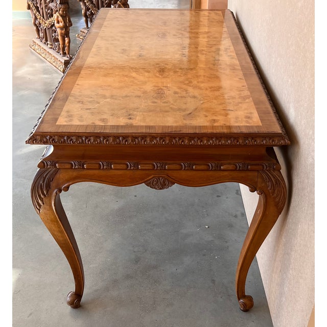 20th Root Oak Dining Room Table With Carved Edges For Sale In Miami - Image 6 of 11