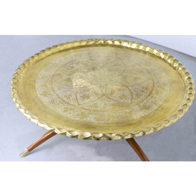 Mid-Century Modern Mid Century Hammered Brass Tray Folding Coffee Table For Sale - Image 3 of 11